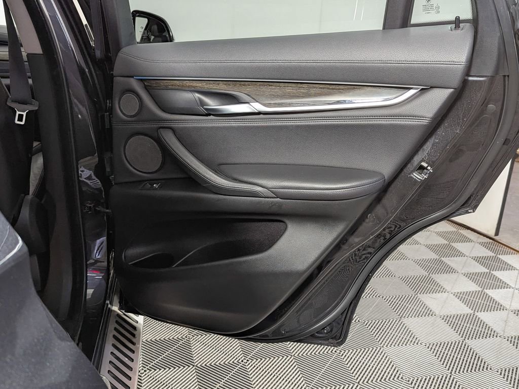 Used 2015 BMW X6 xDrive35i image 40