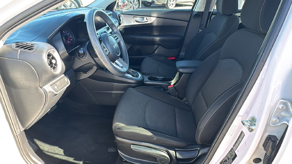 Used 2023 Kia Forte LXS FWD image 22