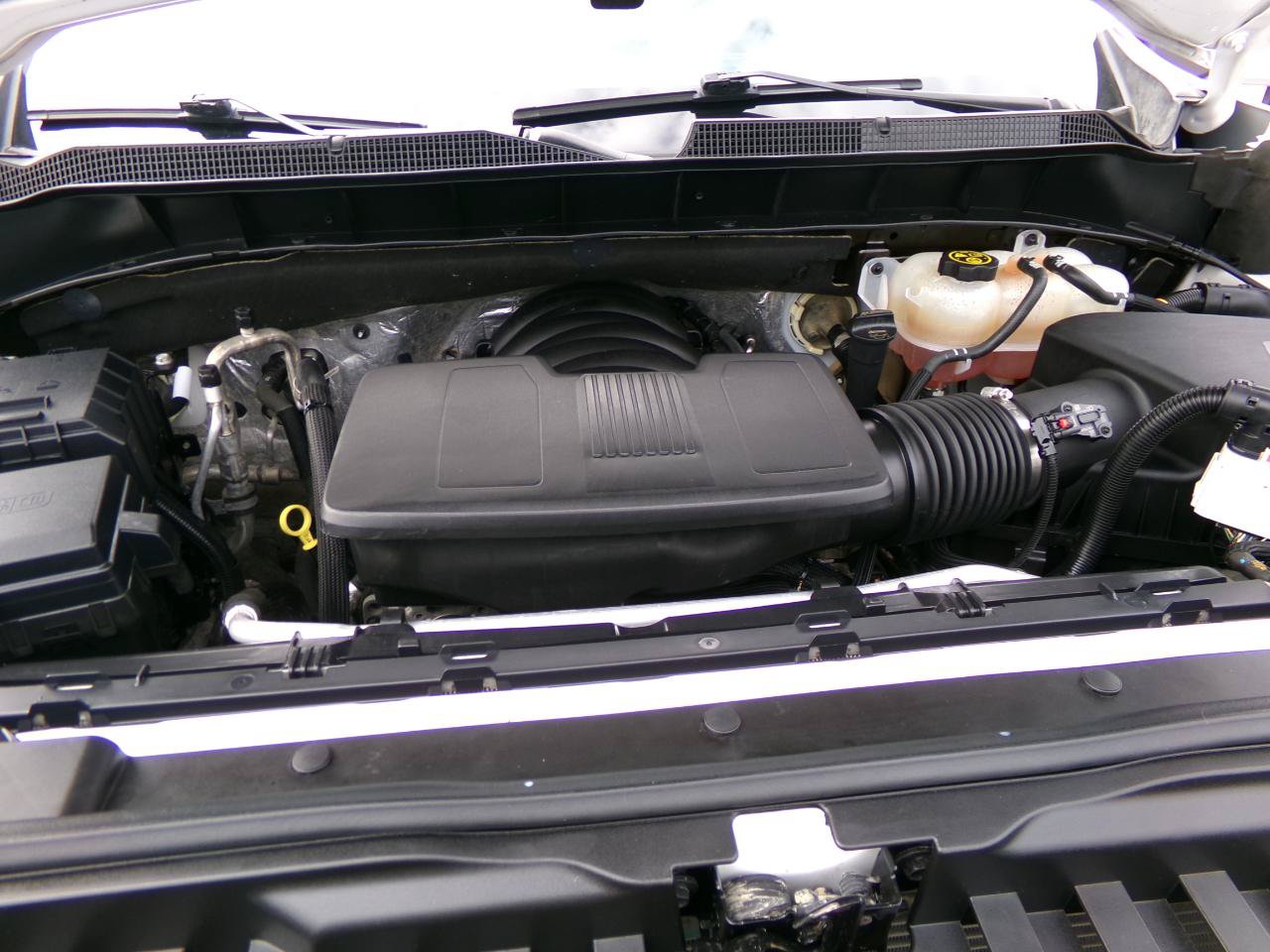 Used 2022 Chevrolet Silverado 1500 LT AWD/4WD image 47