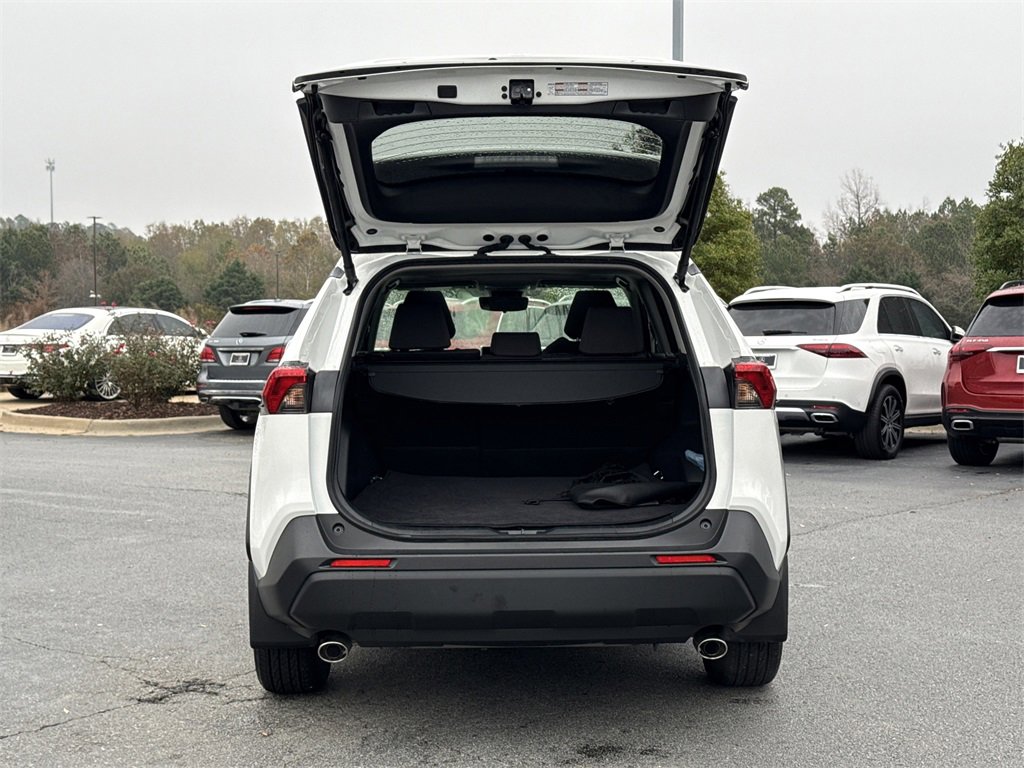 Used 2024 Toyota RAV4 XLE image 15
