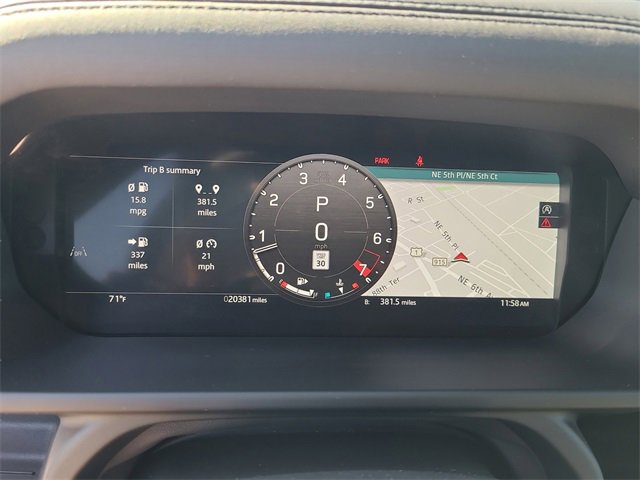 Used 2025 Land Rover Defender 110 S image 27