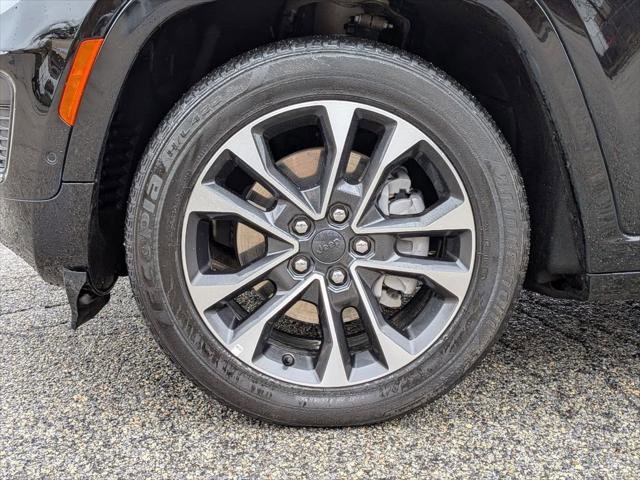 Certified 2023 Jeep Grand Cherokee L Overland AWD/4WD image 35