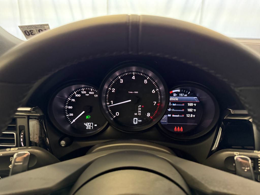 Certified 2026 Porsche Macan AWD/4WD image 21