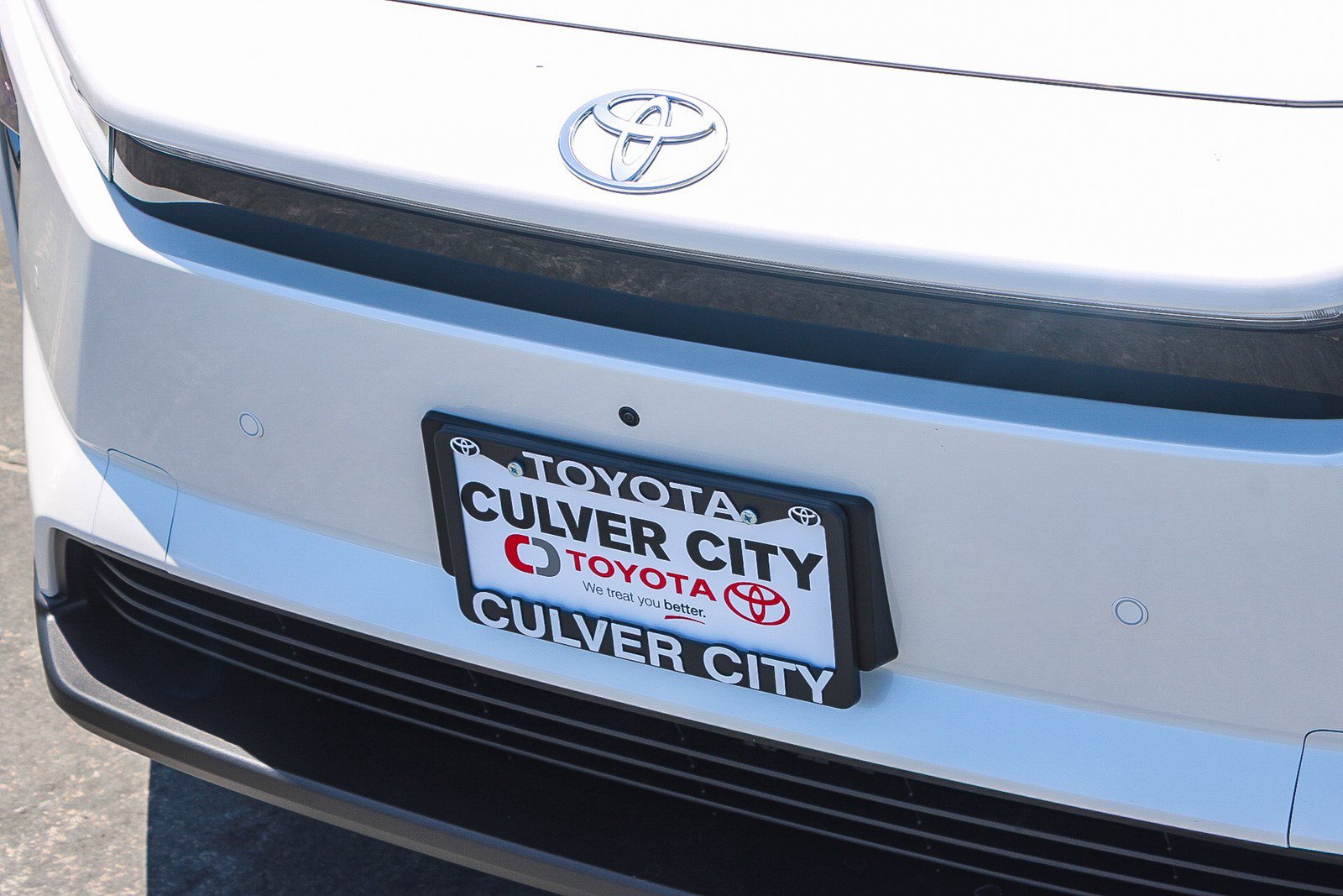New 2026 Toyota bZ FWD image 6