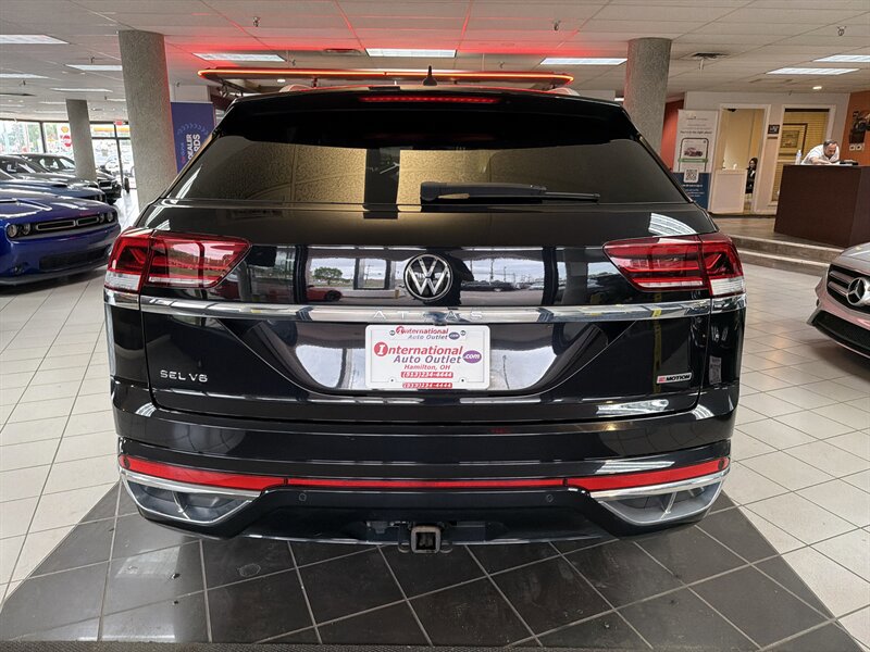 Used 2020 Volkswagen Atlas Cross Sport SEL R-Line AWD/4WD image 7
