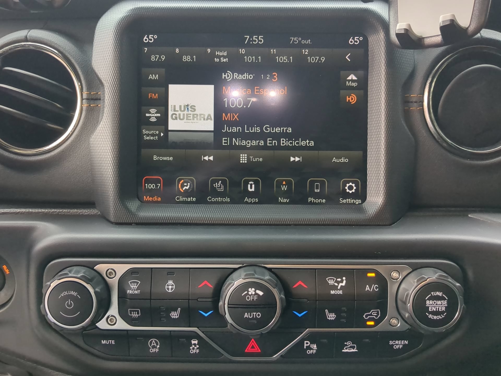 Used 2021 Jeep Gladiator Overland AWD/4WD image 57