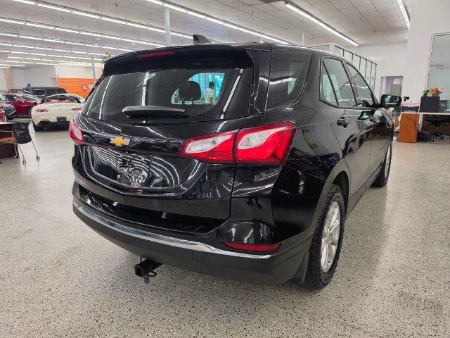 Used 2018 Chevrolet Equinox LS FWD image 5