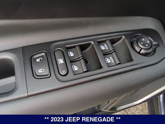 New 2023 Jeep Renegade Latitude w/ Premium Group image 14