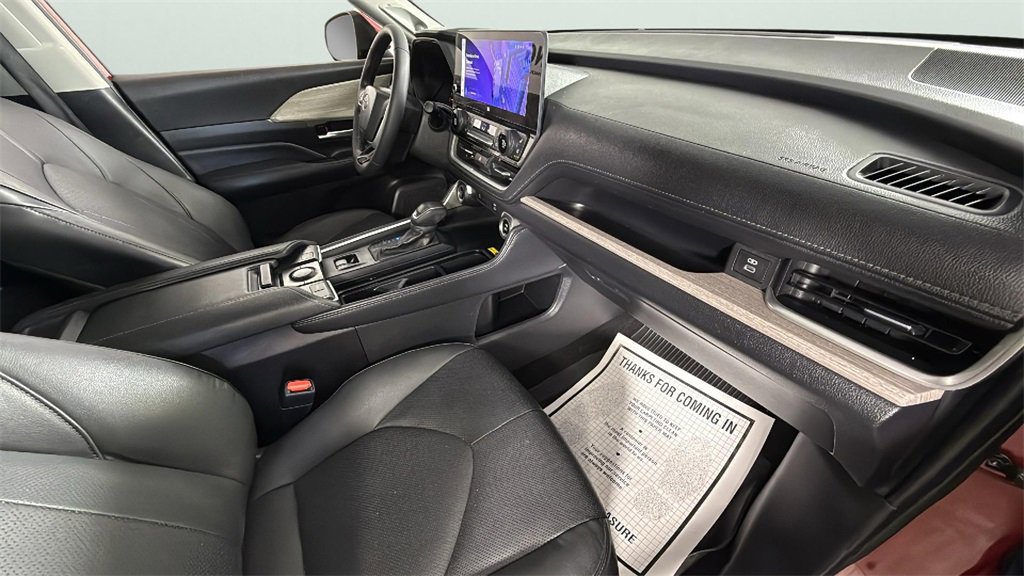 Used 2024 Toyota Grand Highlander XLE image 50