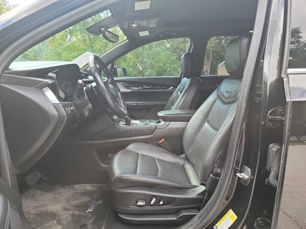 Used 2020 Cadillac XT6 Premium Luxury FWD image 17