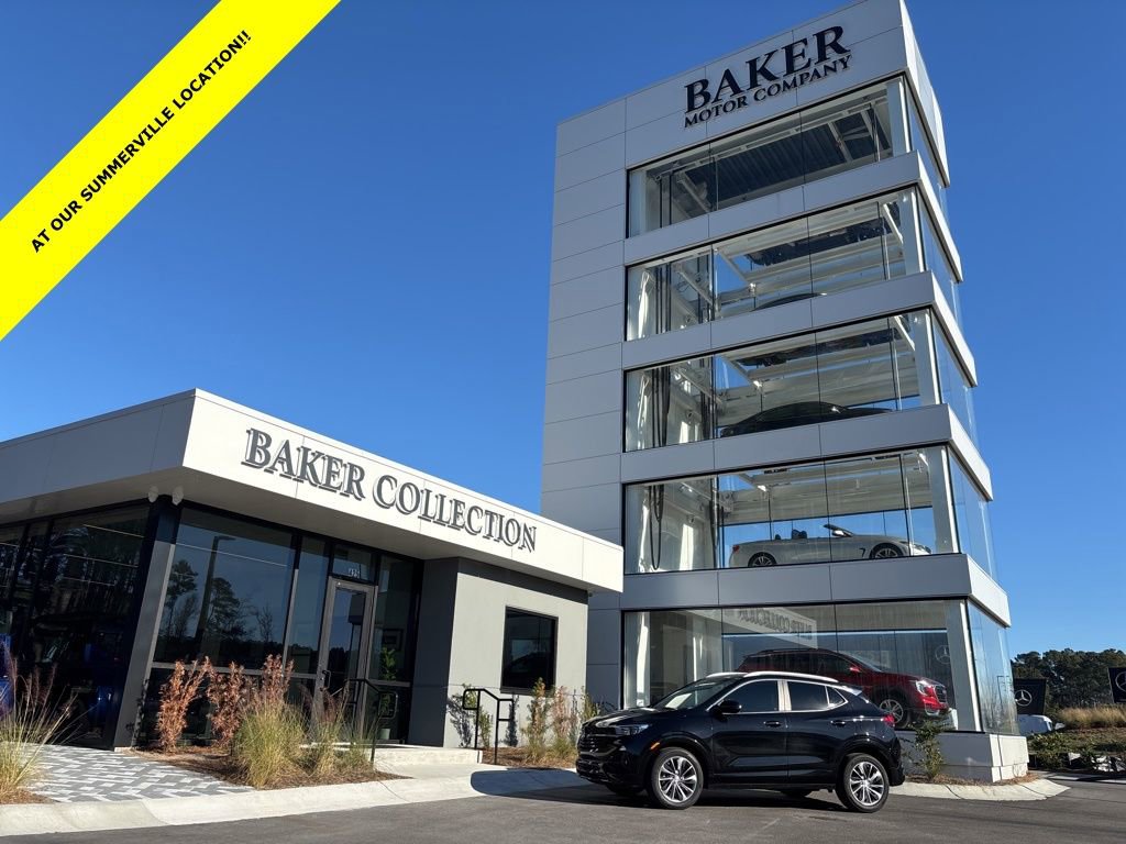 Used 2023 Buick Encore GX Select w/ Sport Touring Package image 2