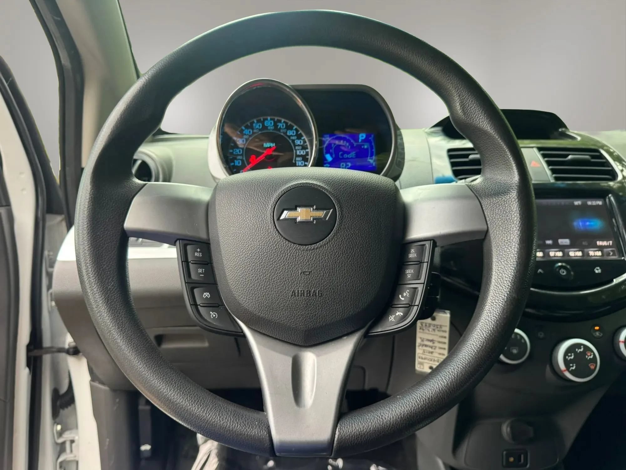 Used 2014 Chevrolet Spark LT FWD image 13