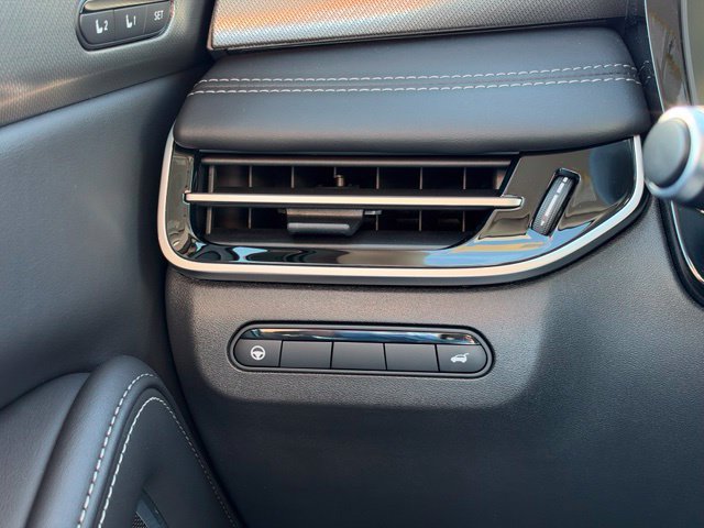 Certified 2026 INFINITI QX60 Luxe w/ Family Package AWD/4WD image 18