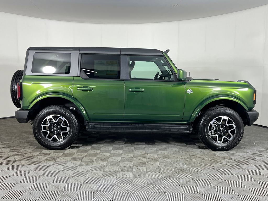 Used 2025 Ford Bronco Outer Banks image 5