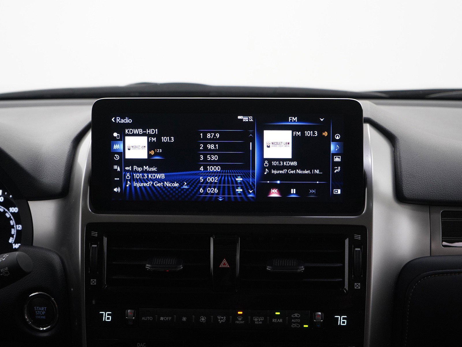 Used 2023 Lexus GX 460 Premium w/ Premium Package image 18