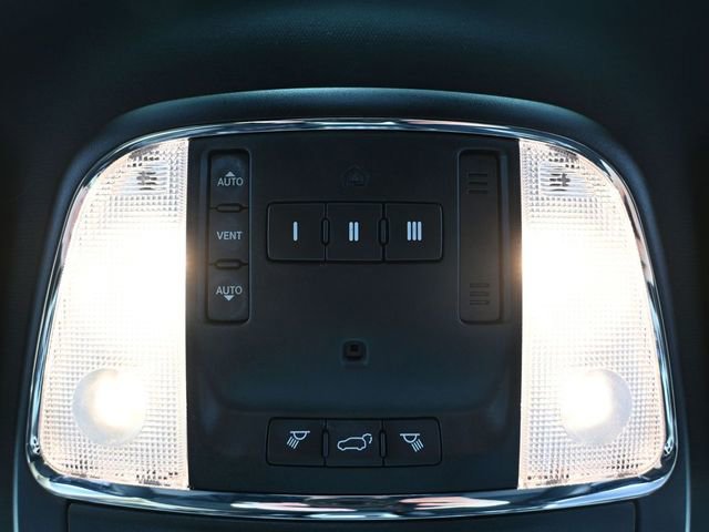 Used 2015 Jeep Grand Cherokee Altitude image 34