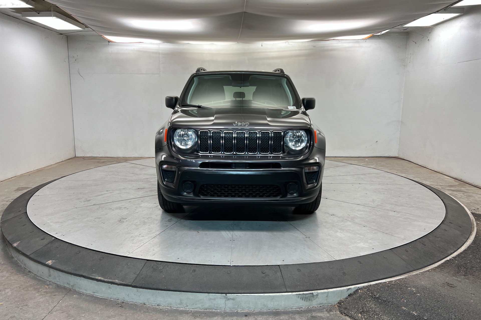 Used 2020 Jeep Renegade Sport w/ Sport Appearance Group AWD/4WD image 9