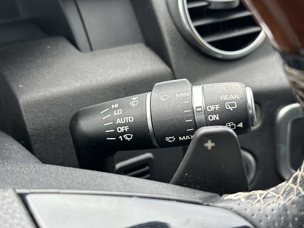 Used 2015 Land Rover LR4 HSE LUX AWD/4WD image 24
