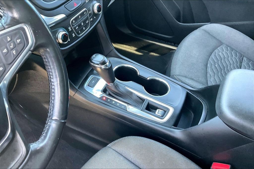 Used 2019 Chevrolet Equinox LT image 15