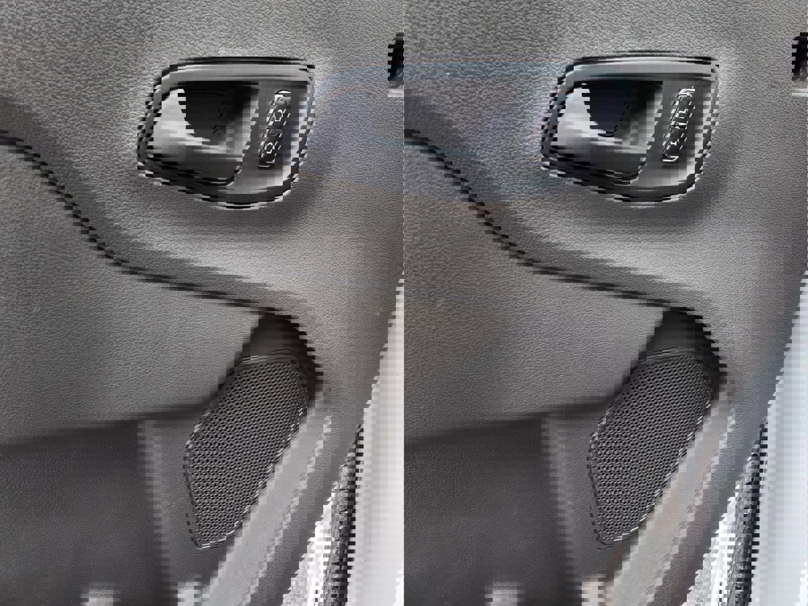 Used 2024 Ford Transit 250 Low Roof w/ Exterior Upgrade Package image 12