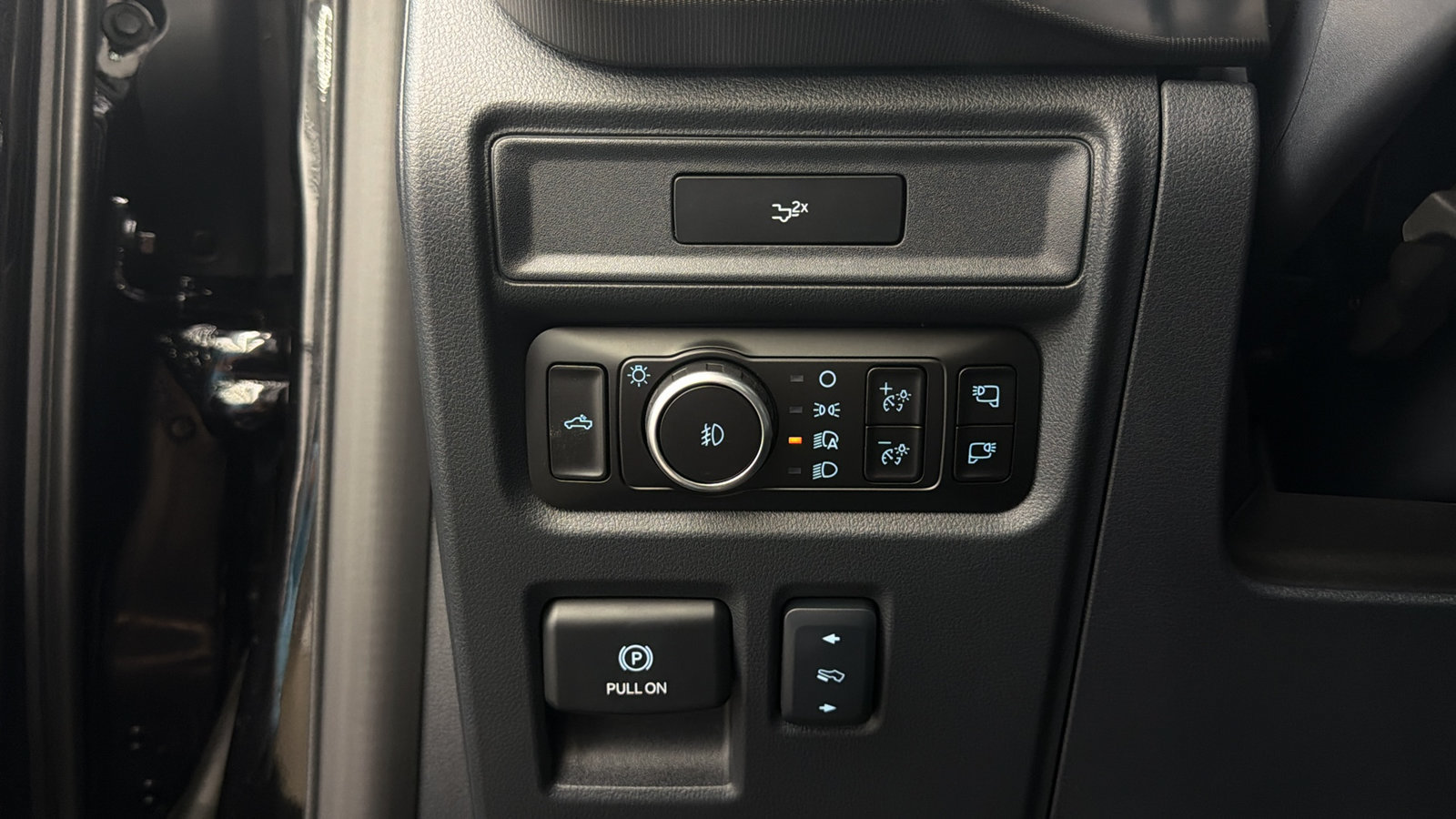 Used 2026 Ford F150 Lariat AWD/4WD image 29