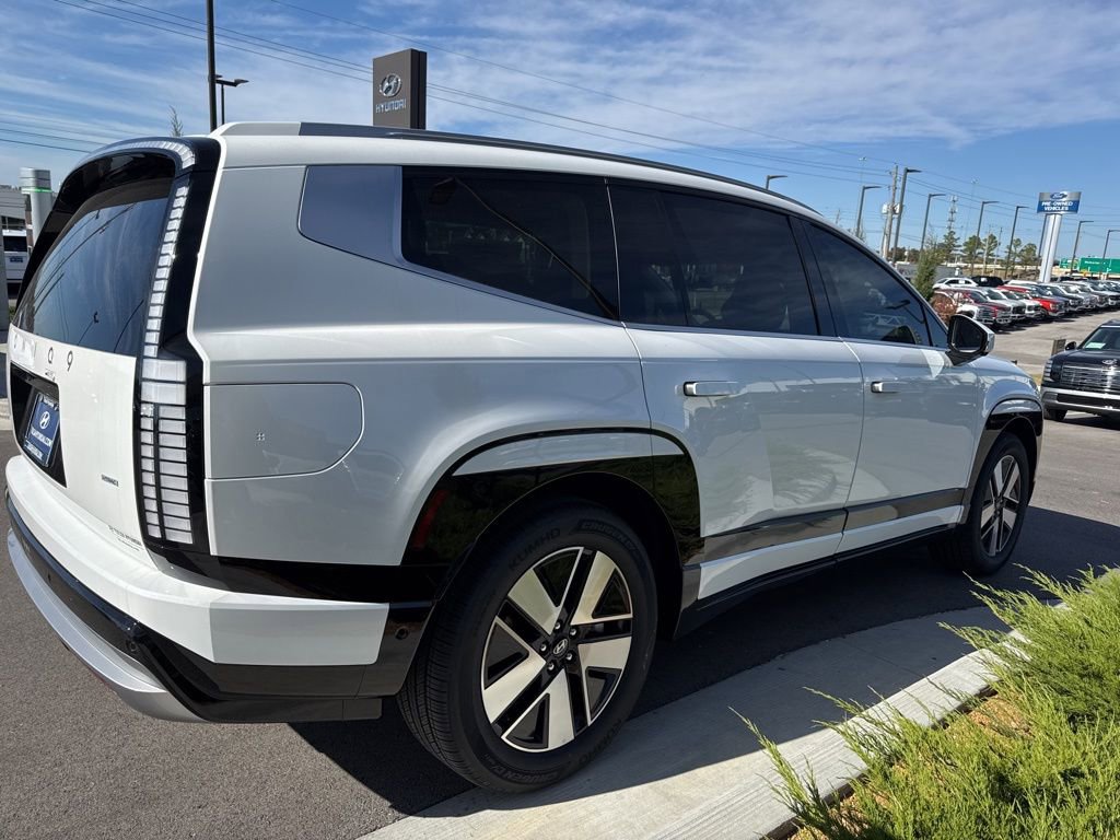 New 2026 Hyundai Ioniq 9 SEL image 4