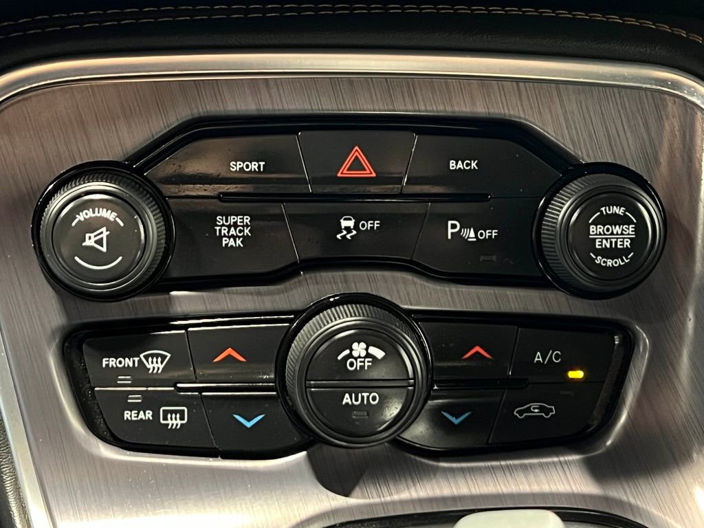 Used 2016 Dodge Challenger R/T Scat Pack RWD image 26
