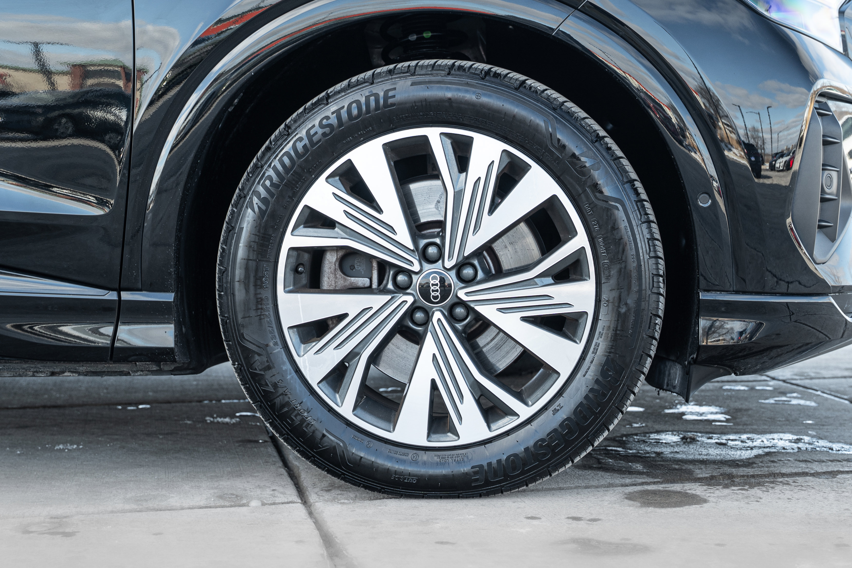 Certified 2023 Audi Q4 e-tron Premium Plus w/ Premium Plus image 30