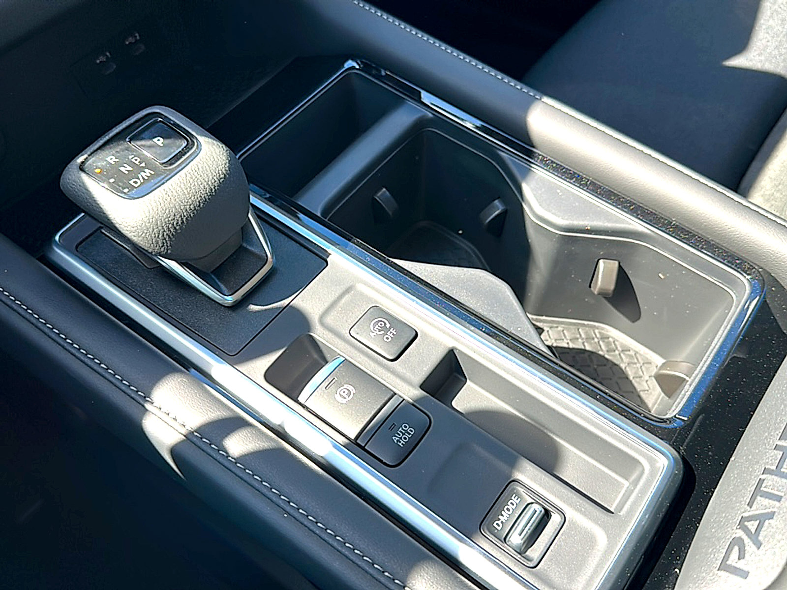 New 2026 Nissan Pathfinder SV image 25