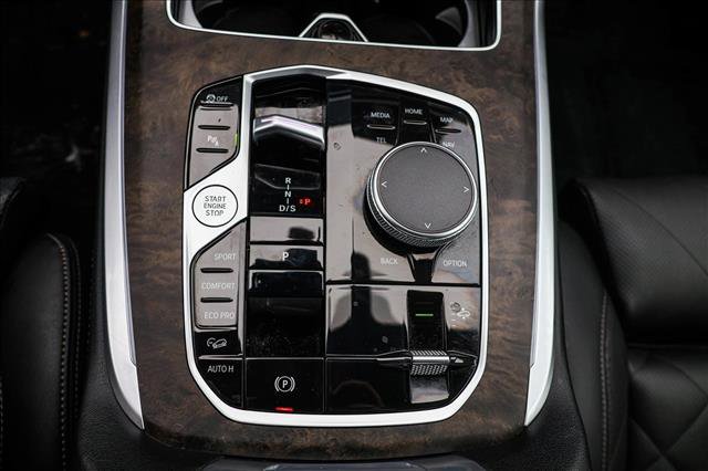Used 2025 BMW X7 xDrive40i image 21