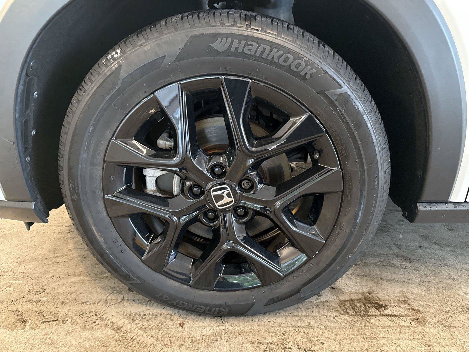 Used 2024 Honda HR-V Sport image 17