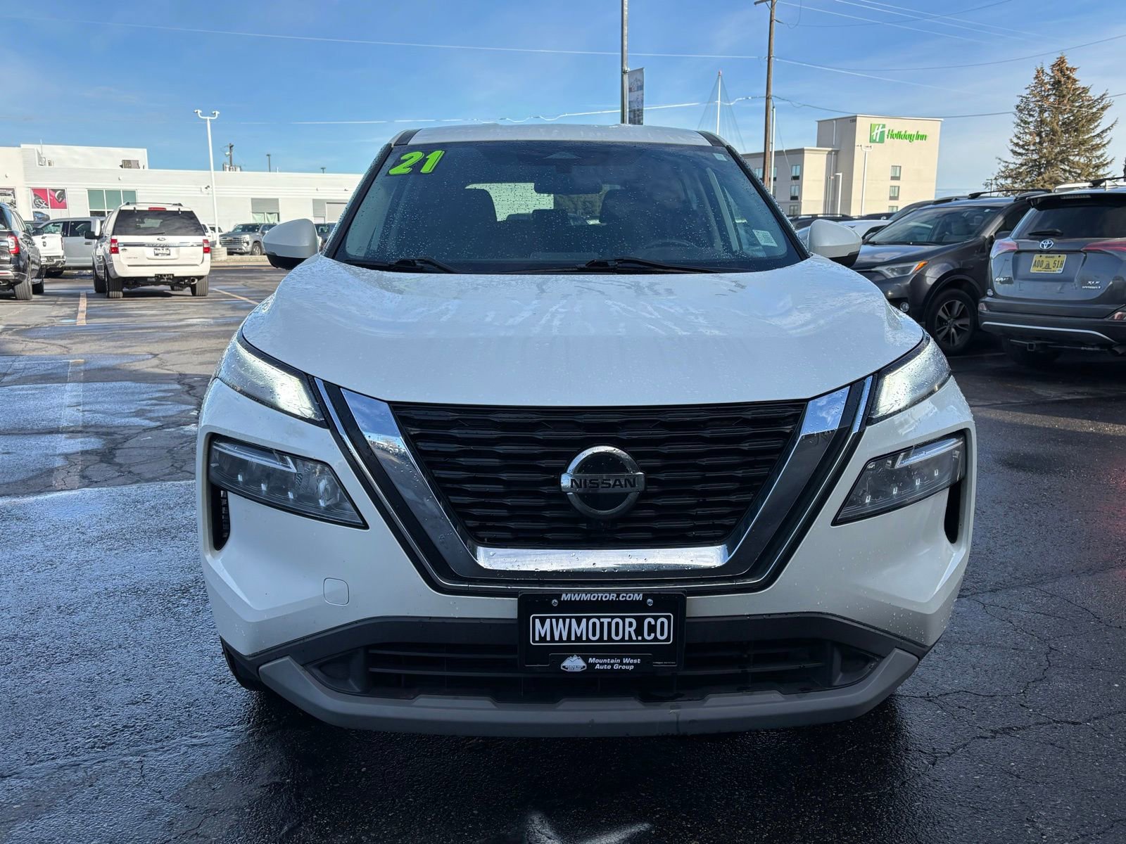 Used 2021 Nissan Rogue SV AWD/4WD image 25