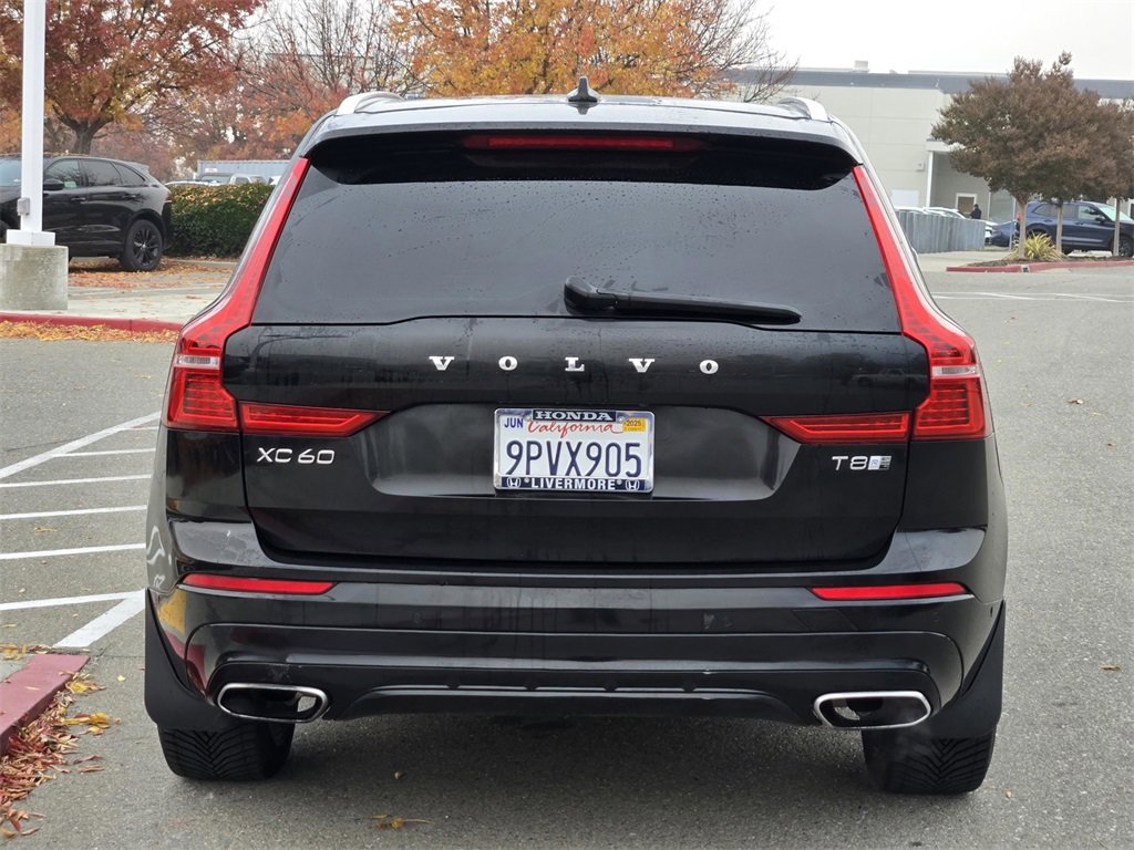 Used 2018 Volvo XC60 T8 R-Design w/ Convenience Package image 5