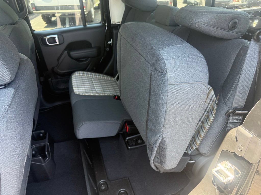 New 2026 Jeep Gladiator Sport AWD/4WD image 34