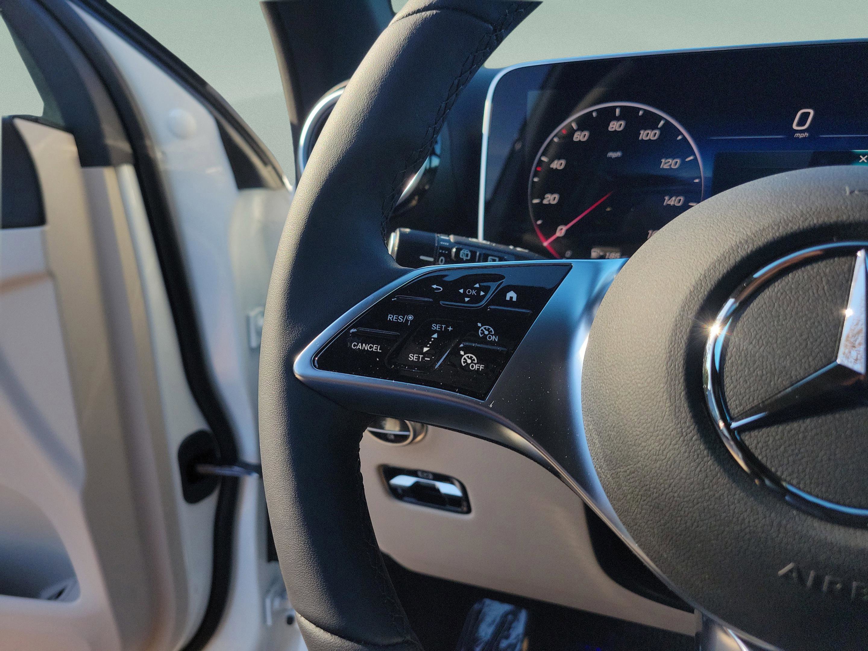 Certified 2026 Mercedes-Benz GLC 300 image 30