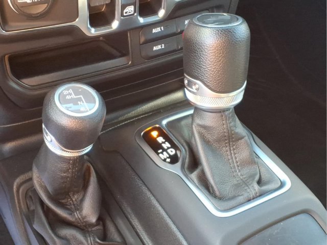 Used 2021 Jeep Wrangler Unlimited Sport AWD/4WD image 9