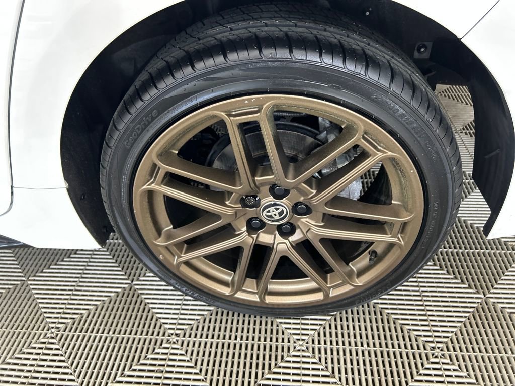 Used 2024 Toyota Corolla Sedan w/ SE Convenience Package image 10