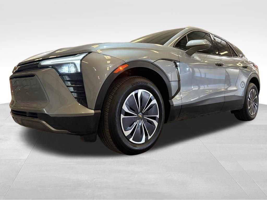 Used 2024 Chevrolet Blazer EV LT image 10
