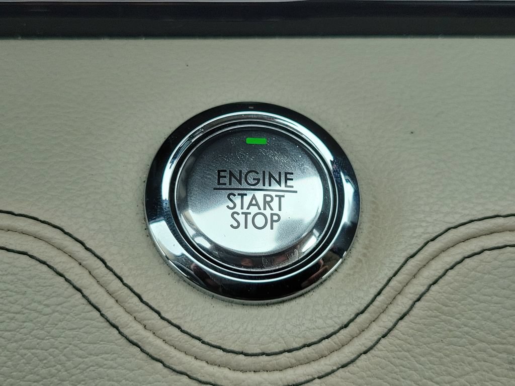 Used 2018 Lincoln Navigator Select w/ Cargo Package RWD image 30