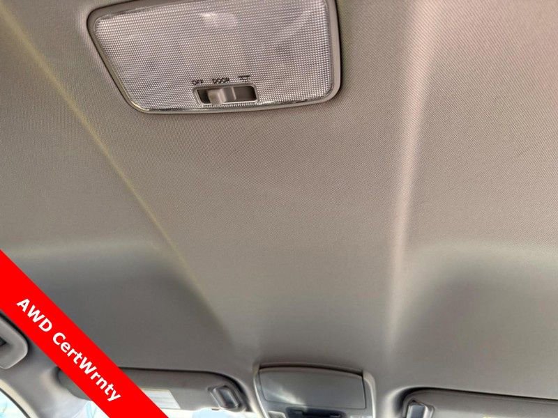 Used 2024 Toyota Camry SE image 15