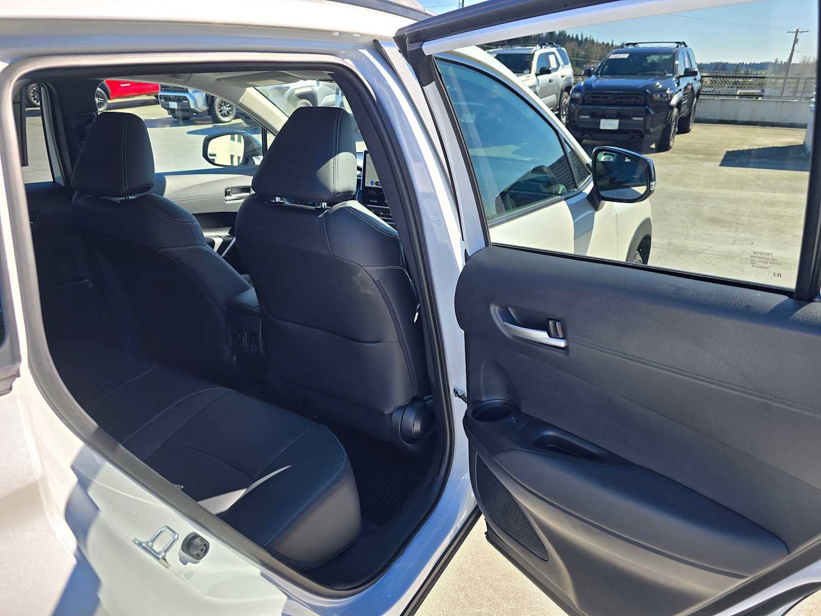 Used 2026 Toyota Corolla Cross XLE w/ Convenience Package image 13