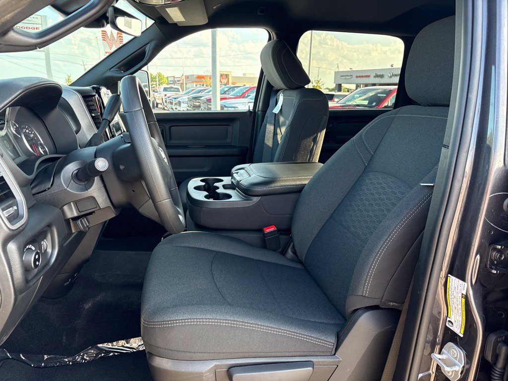 New 2027 RAM 3500 Tradesman AWD/4WD image 2