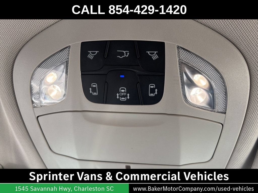 Used 2024 Chrysler Voyager LX FWD image 39