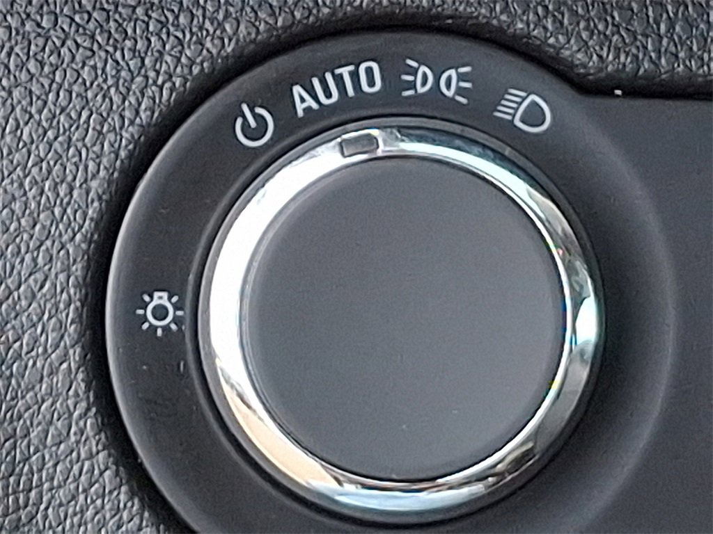 Used 2018 Chevrolet Spark LS image 24