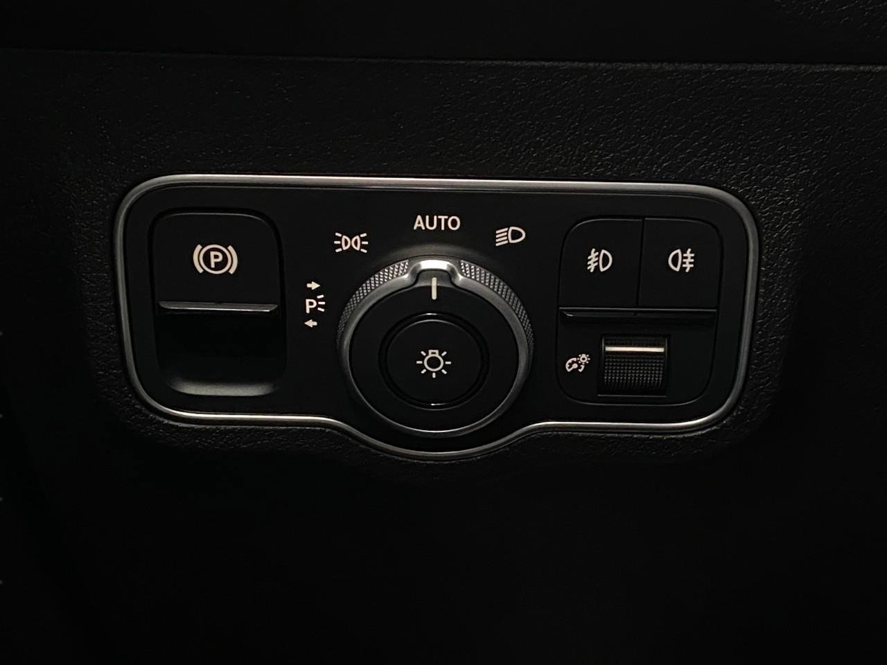 Certified 2026 Mercedes-Benz GLB 250 4MATIC image 14