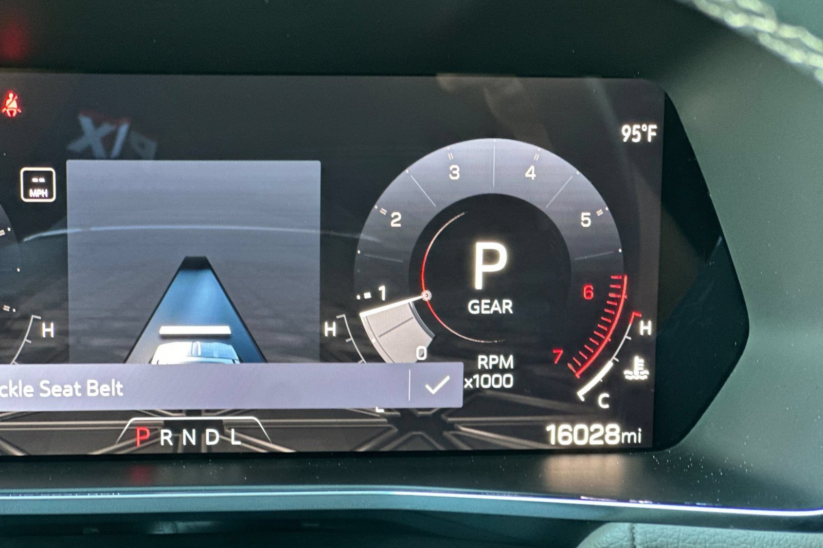 Certified 2024 GMC Canyon Denali w/ LPO, Denali Black Edition AWD/4WD image 26