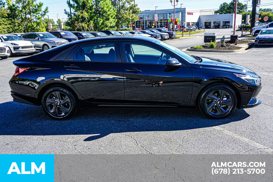 Used 2023 Hyundai Elantra SEL FWD image 8
