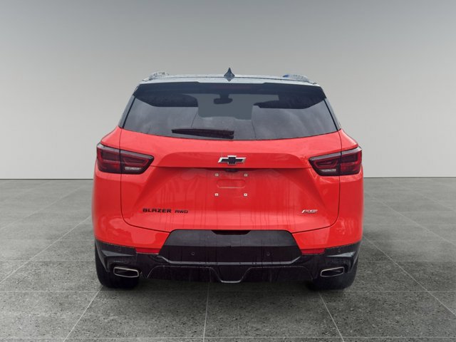 Certified 2025 Chevrolet Blazer RS w/ Driver Confidence II Package image 4