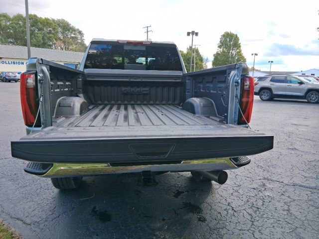 New 2026 GMC Sierra 2500 SLT w/ SLT Premium Package image 5