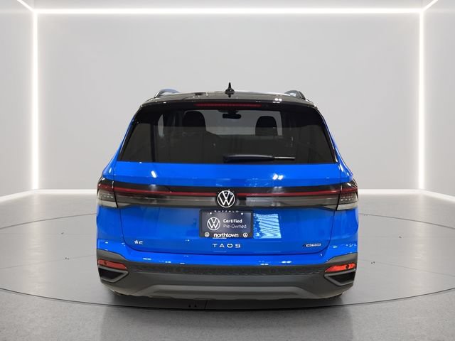 Certified 2025 Volkswagen Taos SE AWD/4WD image 27